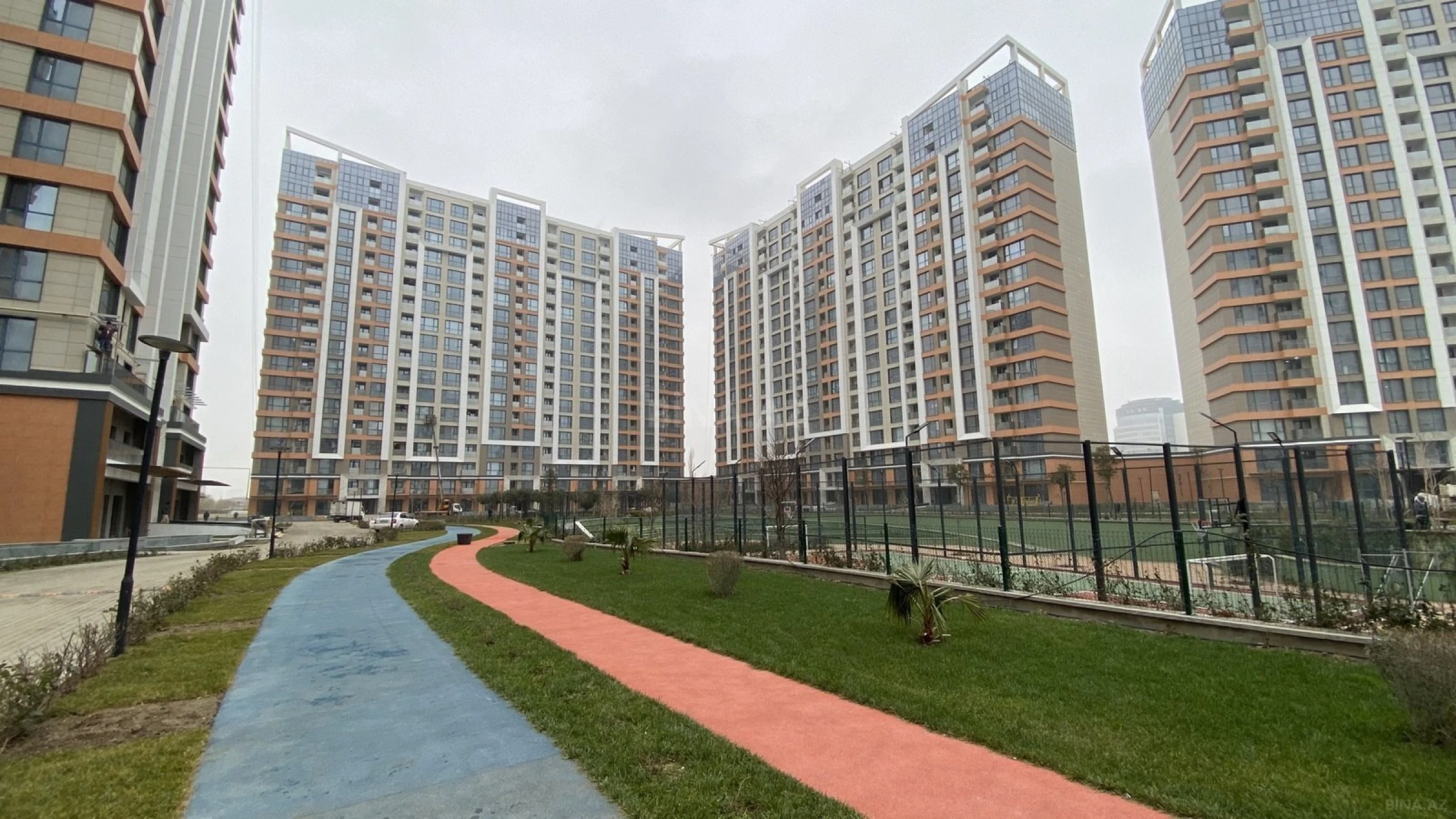 Satılır 3 otaqlı mənzil 84 m²