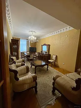 Satılır 4 otaqlı mənzil 140 m² — Bakı, Həzi Aslanov qəs. 4 otaq 140.00 m²