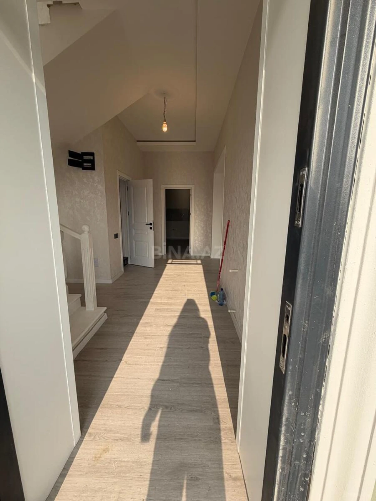 Satılır 4 otaqlı həyət evi 200 m²