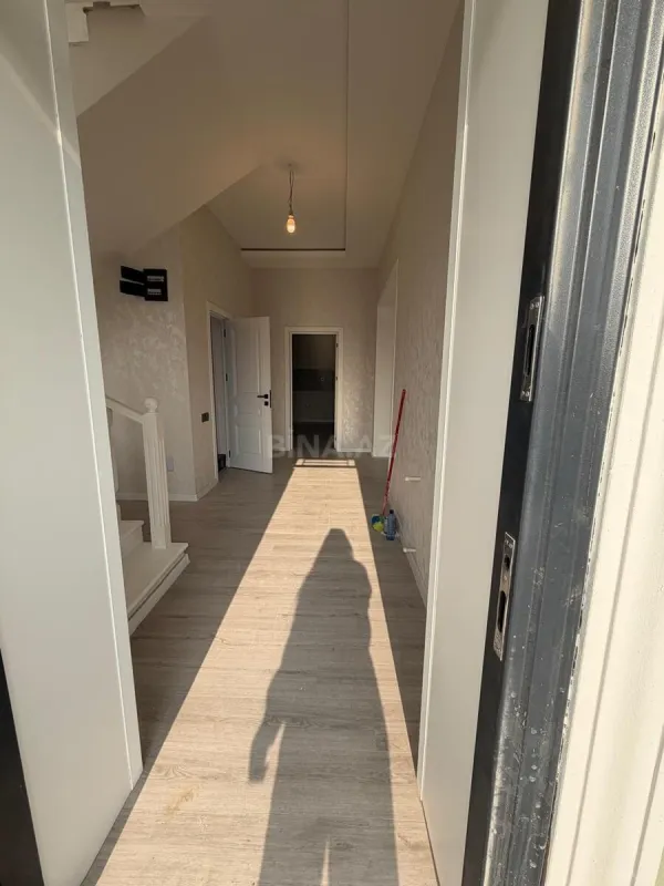 Satılır 4 otaqlı həyət evi 200 m²