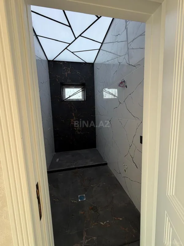 Satılır 4 otaqlı həyət evi 200 m²