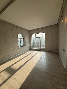 Satılır 4 otaqlı həyət evi 200 m²