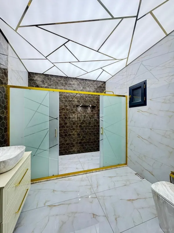 Satılır 6 otaqlı həyət evi 450 m²