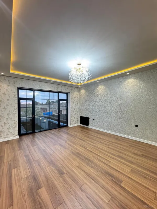 Satılır 6 otaqlı həyət evi 450 m²