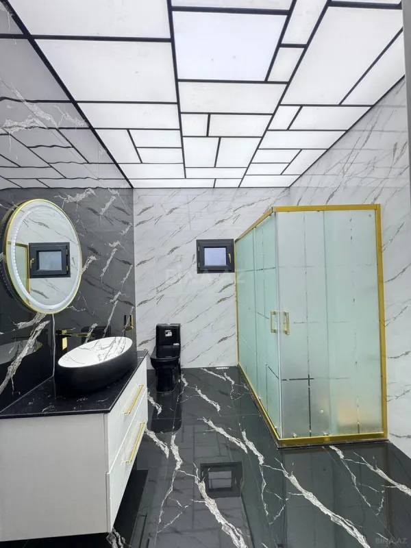 Satılır 6 otaqlı həyət evi 450 m²