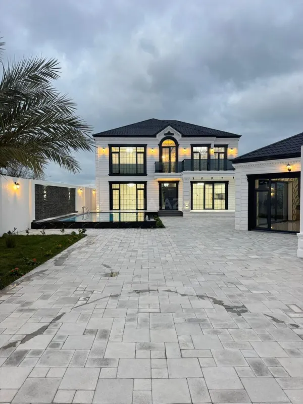 Satılır 6 otaqlı həyət evi 450 m²