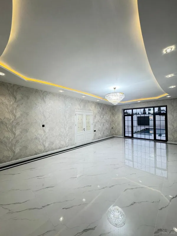 Satılır 6 otaqlı həyət evi 450 m²