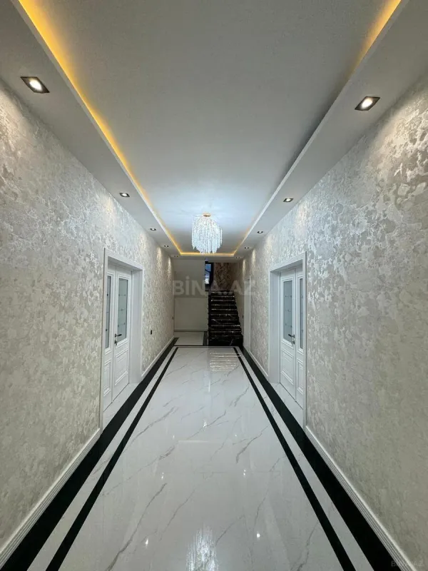 Satılır 6 otaqlı həyət evi 450 m²