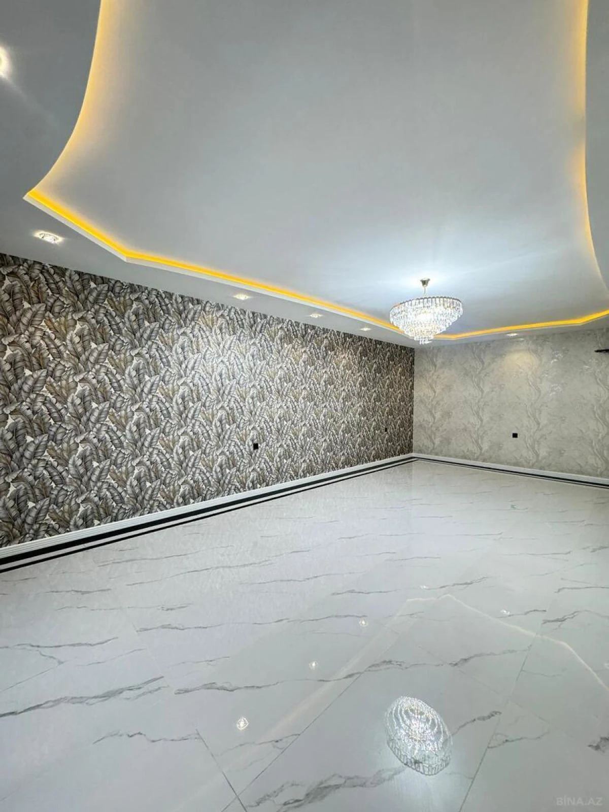 Satılır 6 otaqlı həyət evi 450 m²