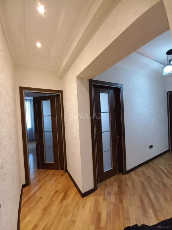 Satılır 2 otaqlı mənzil 85 m²