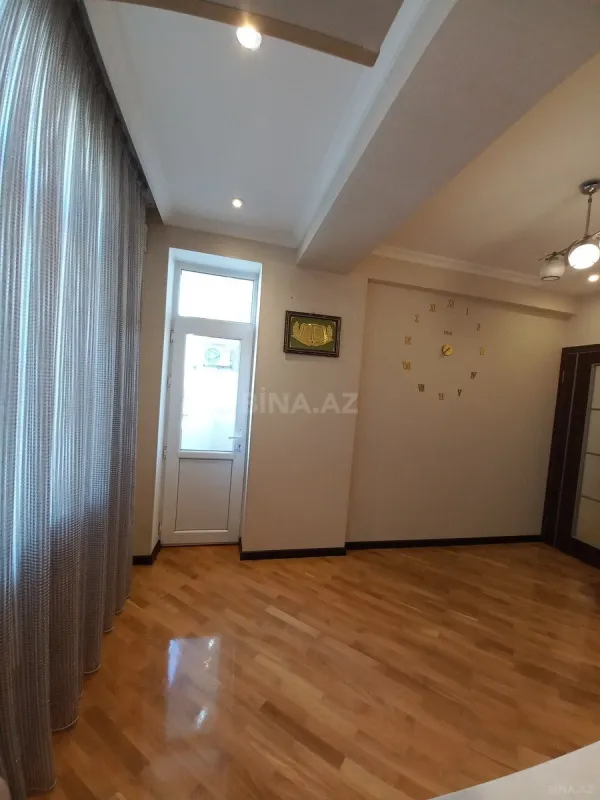 Satılır 2 otaqlı mənzil 85 m²