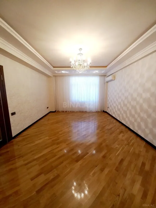 Satılır 2 otaqlı mənzil 85 m²