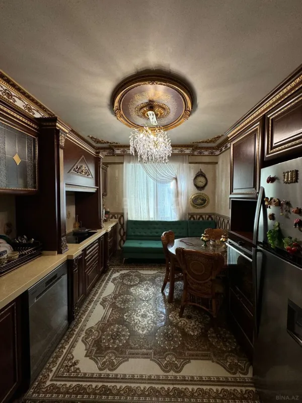 Satılır 2 otaqlı mənzil 100 m²