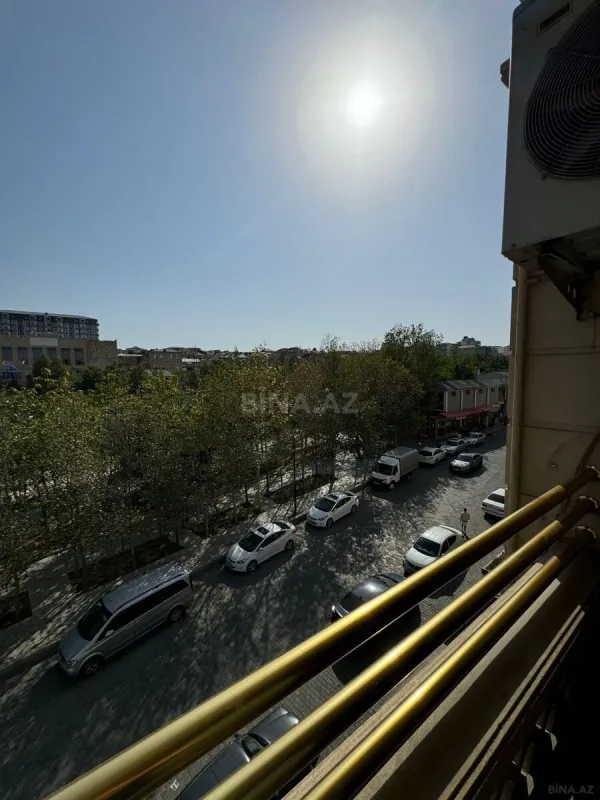 Satılır 2 otaqlı mənzil 100 m²