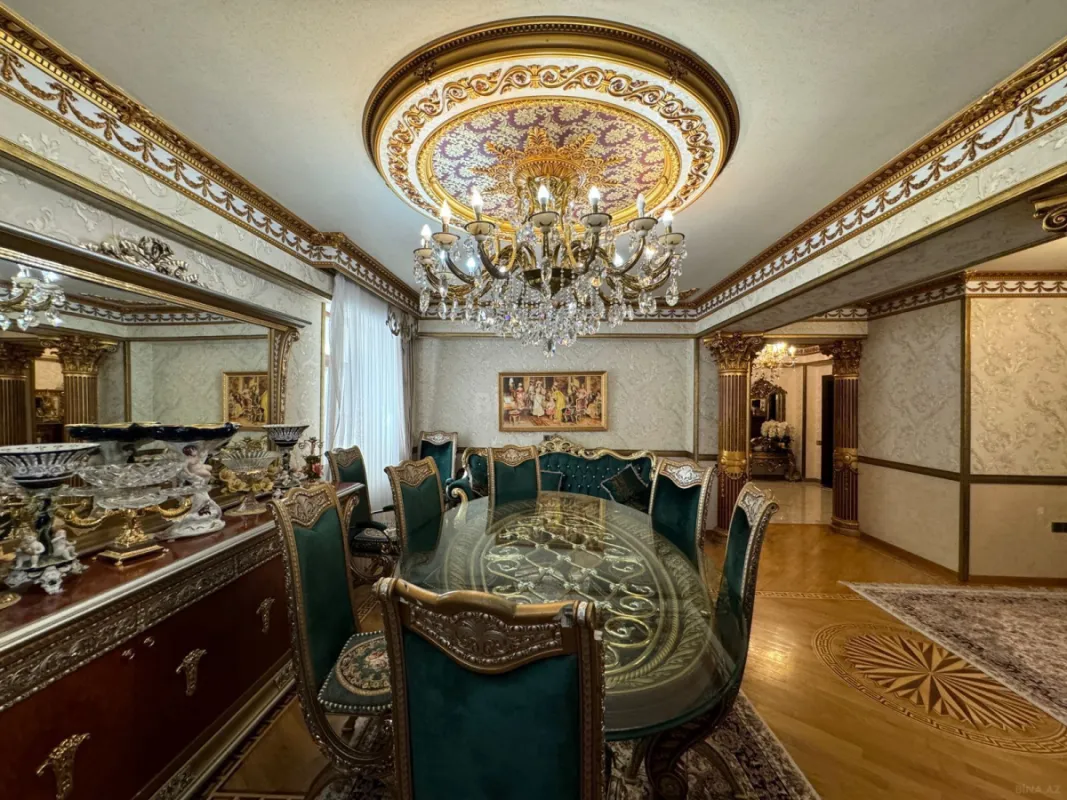 Satılır 2 otaqlı mənzil 100 m²