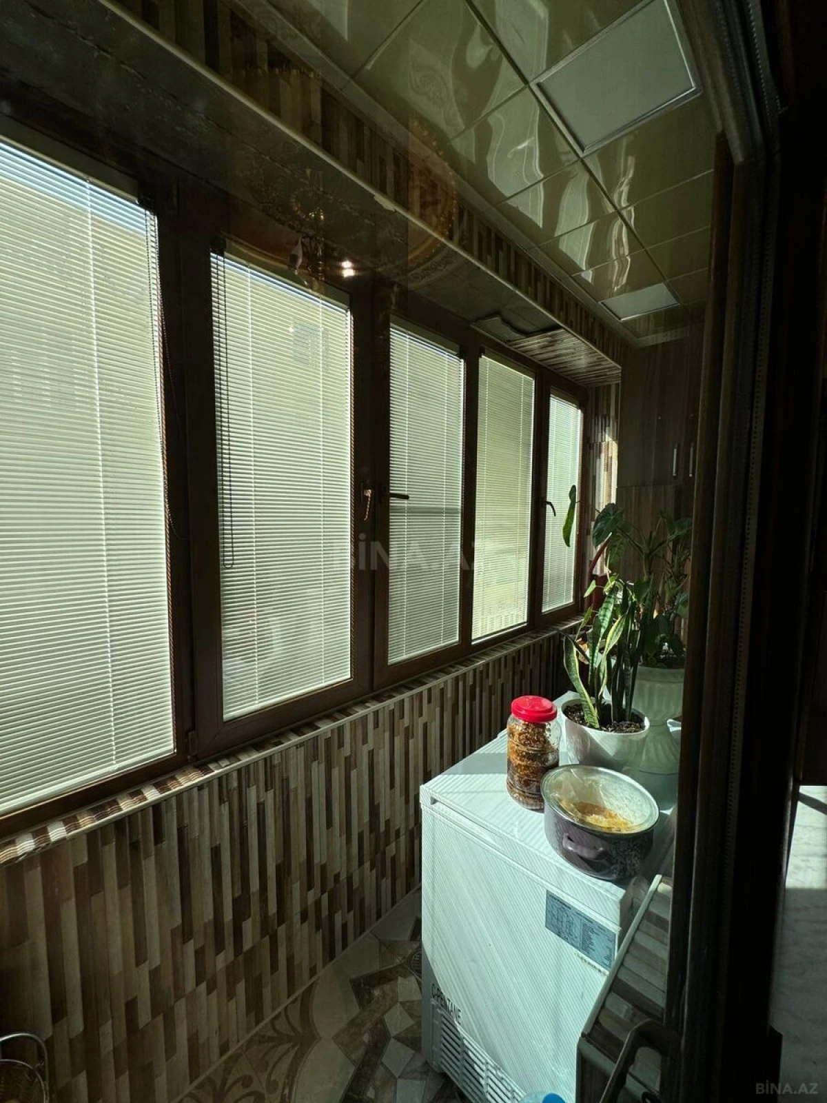 Satılır 2 otaqlı mənzil 100 m²