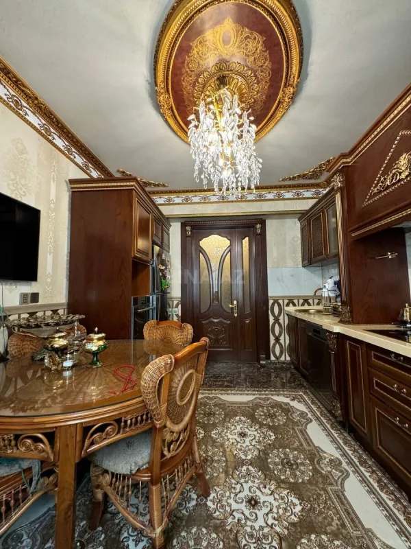 Satılır 2 otaqlı mənzil 100 m²