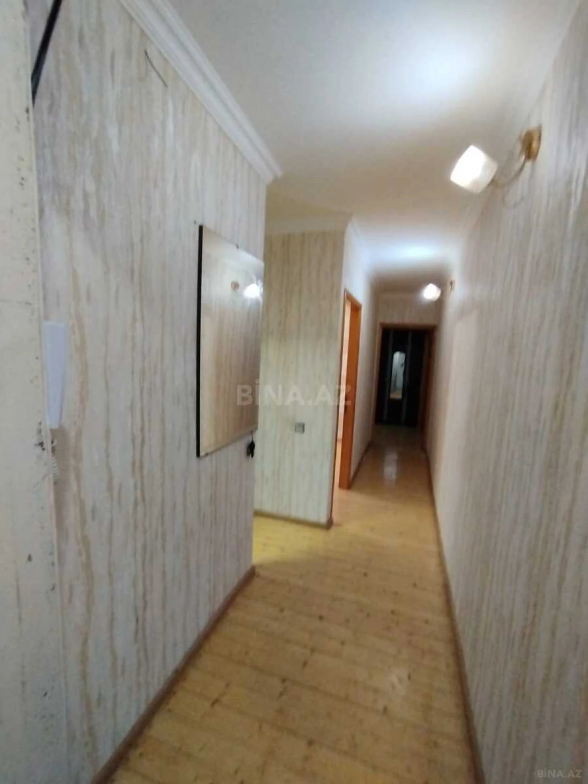 Satılır 2 otaqlı mənzil 60 m²