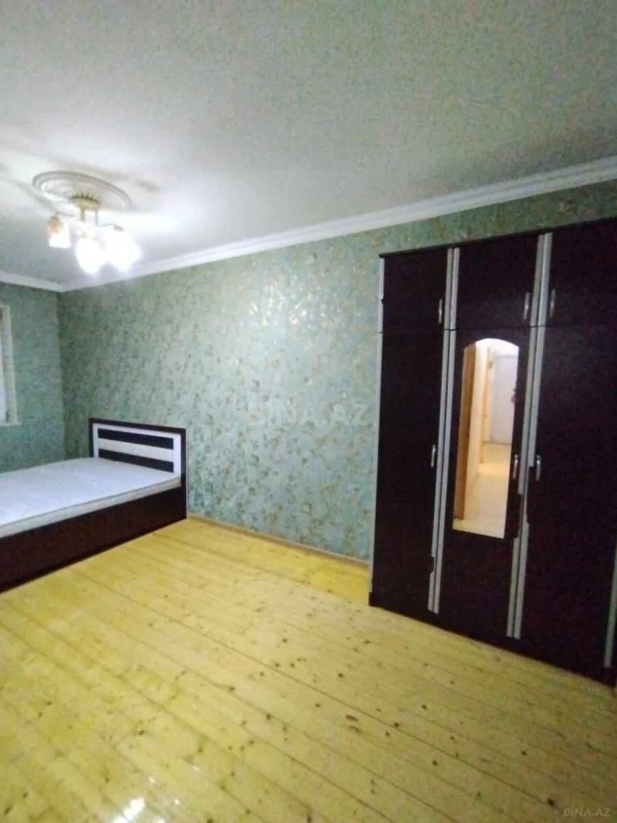 Satılır 2 otaqlı mənzil 60 m²