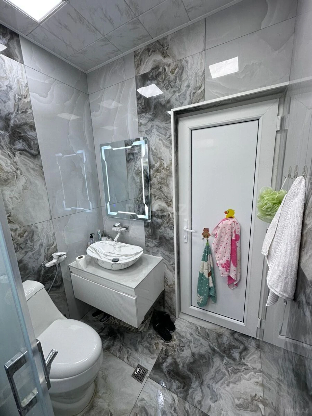 Satılır 5 otaqlı həyət evi 170 m²