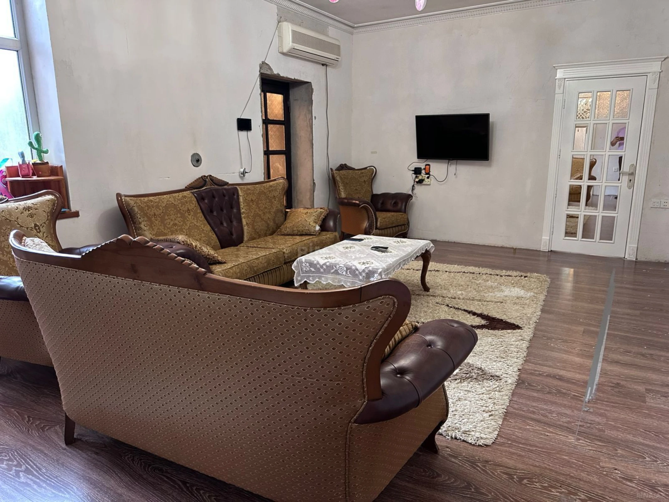 Satılır 5 otaqlı həyət evi 170 m²