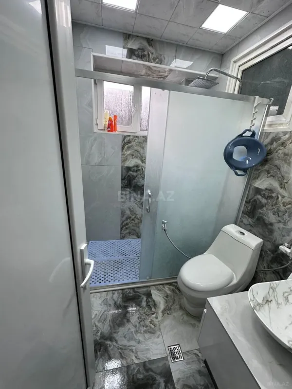 Satılır 5 otaqlı həyət evi 170 m²