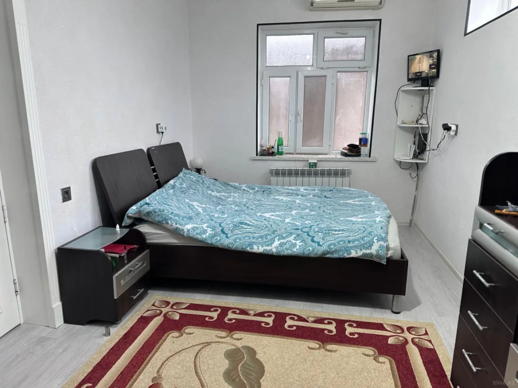 Satılır 5 otaqlı həyət evi 170 m²
