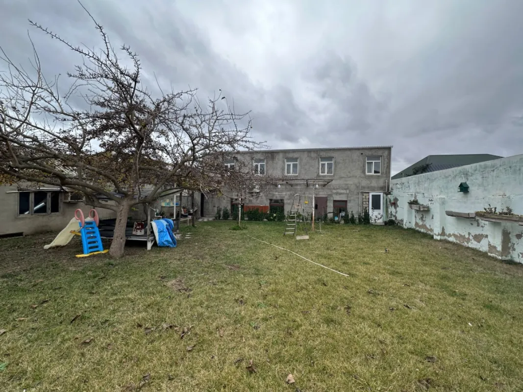 Satılır 5 otaqlı həyət evi 170 m²