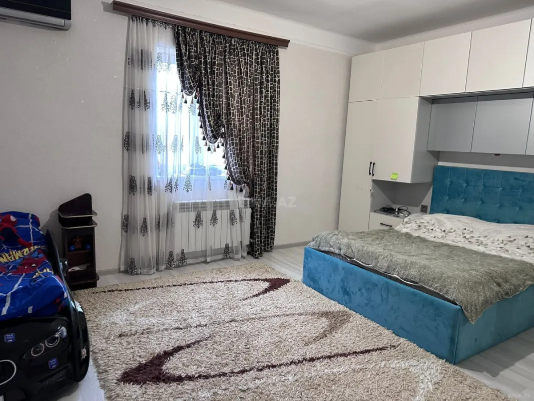 Satılır 5 otaqlı həyət evi 170 m²
