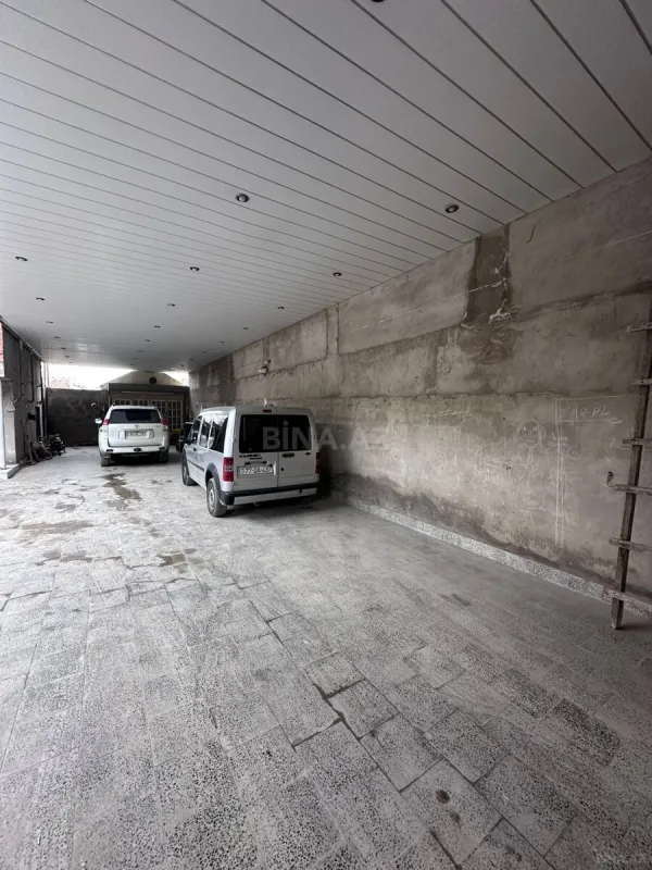 Satılır 5 otaqlı həyət evi 170 m²