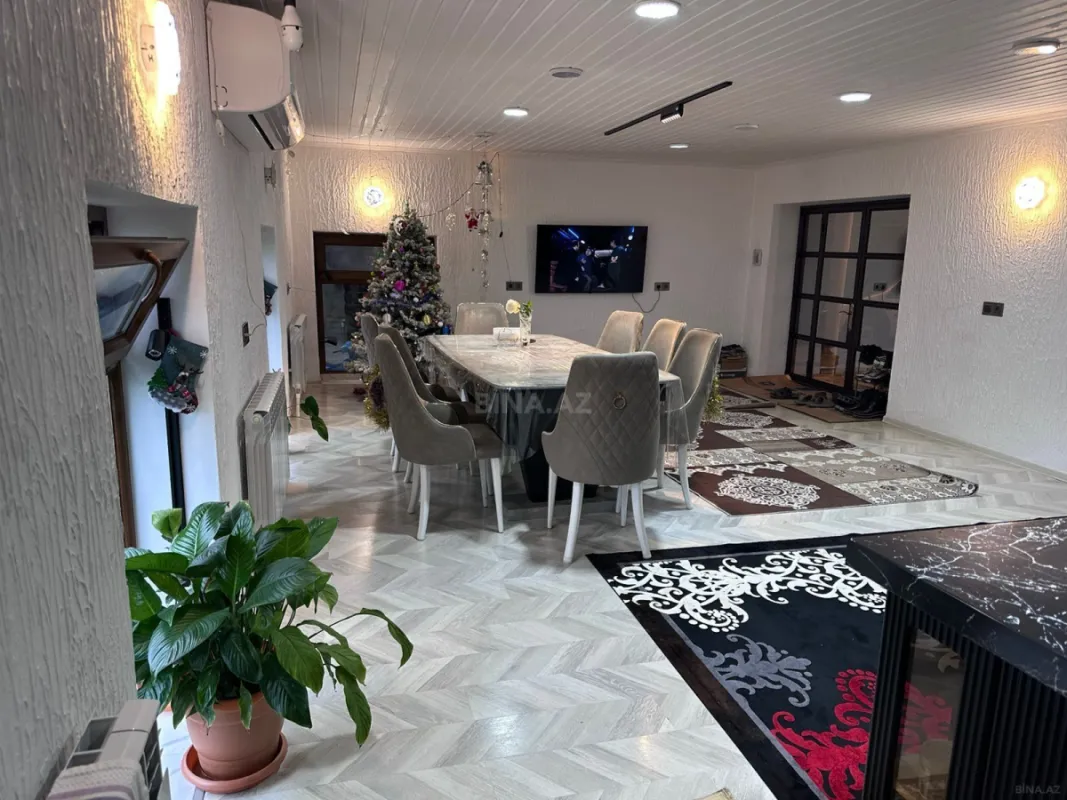 Satılır 5 otaqlı həyət evi 170 m²