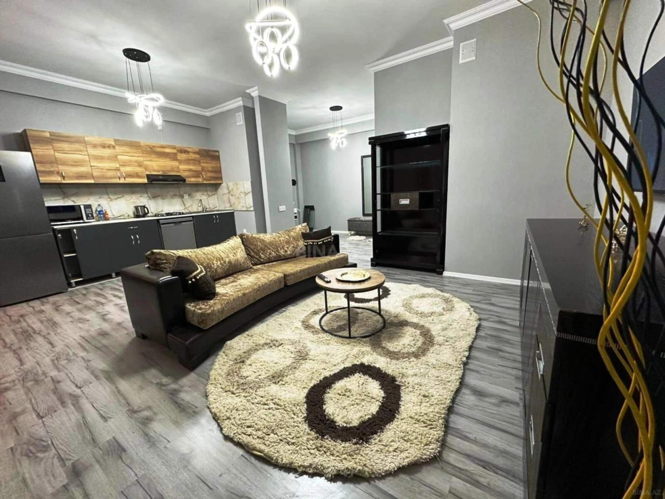 Satılır 3 otaqlı mənzil 90 m²