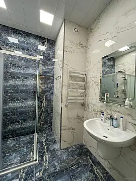 Kirayə verilir 3 otaqlı mənzil 135 m²