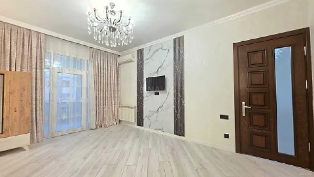 Satılır 3 otaqlı mənzil 76 m²