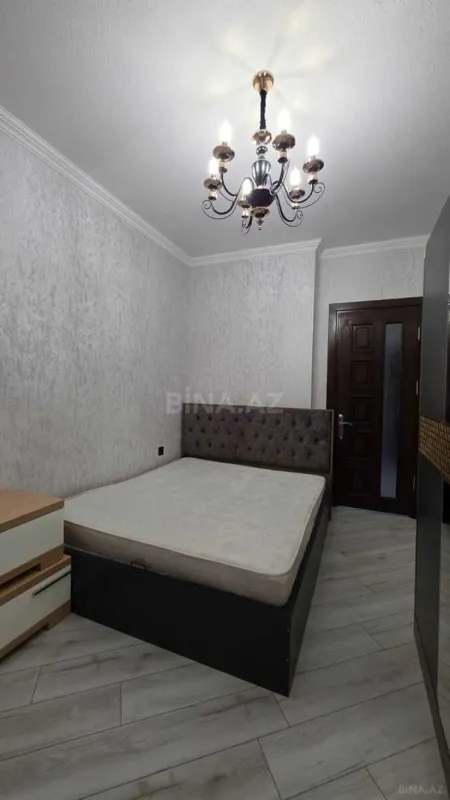 Satılır 3 otaqlı mənzil 76 m²