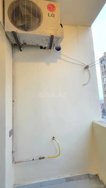 Satılır 3 otaqlı mənzil 76 m²
