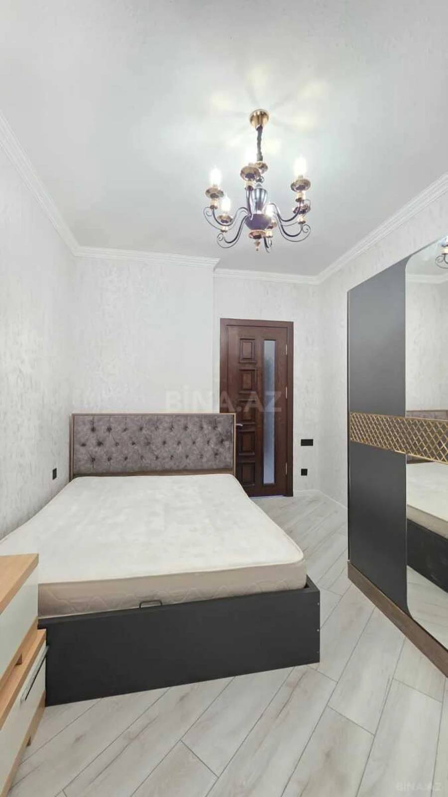 Satılır 3 otaqlı mənzil 76 m²