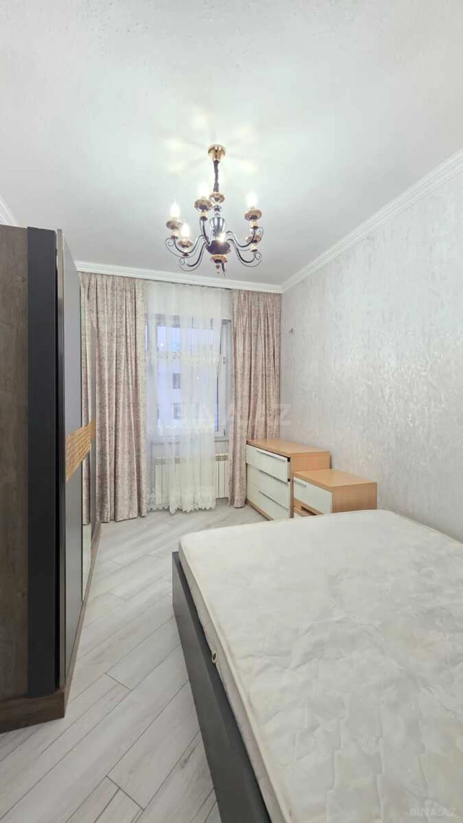 Satılır 3 otaqlı mənzil 76 m²