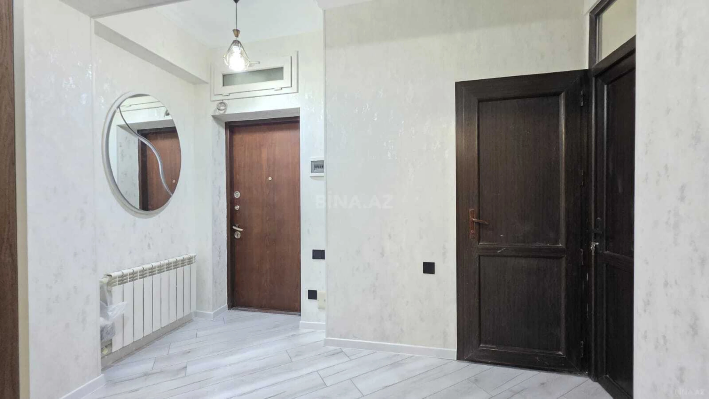 Satılır 3 otaqlı mənzil 76 m²