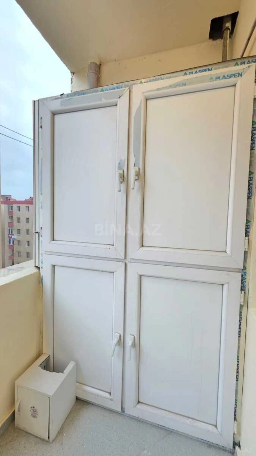 Satılır 3 otaqlı mənzil 76 m²