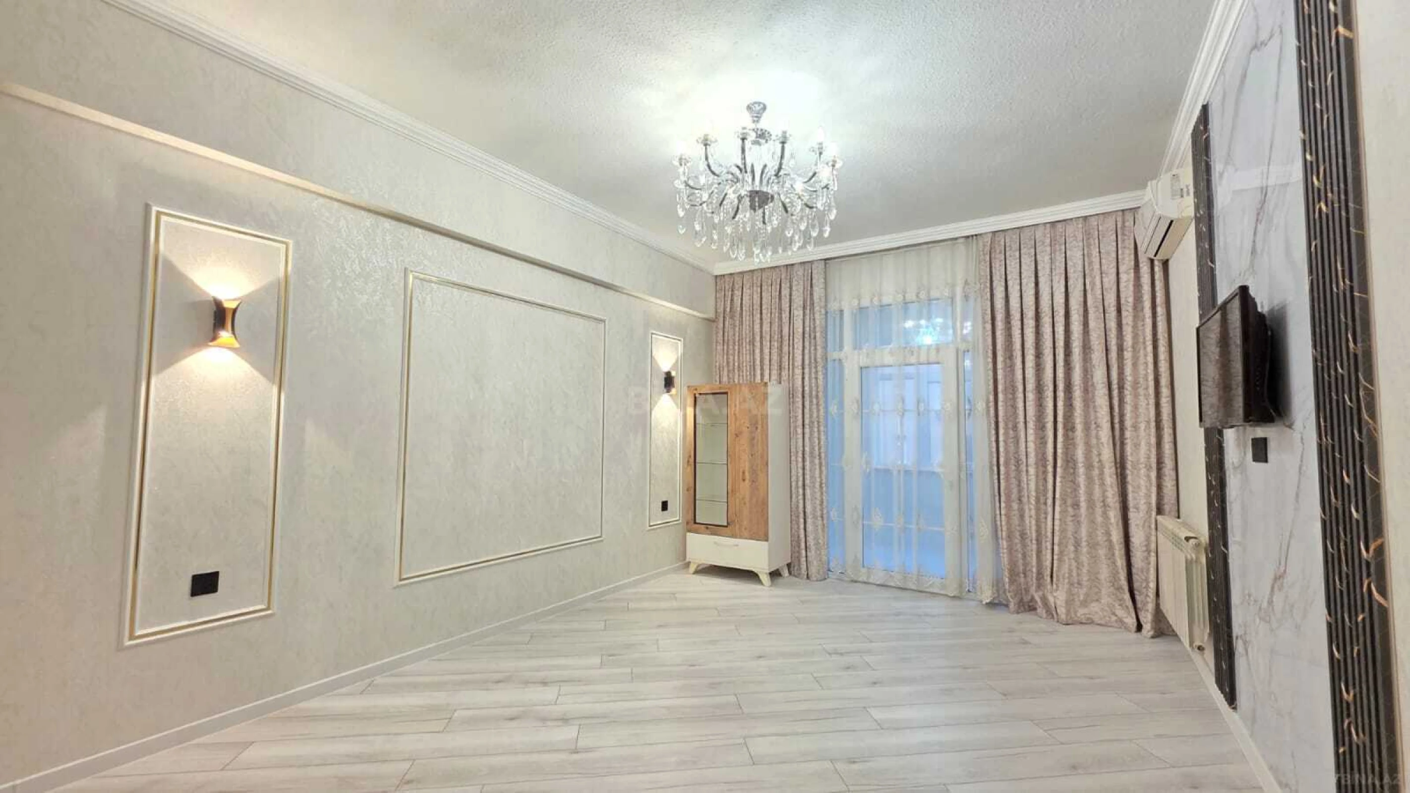 Satılır 3 otaqlı mənzil 76 m²