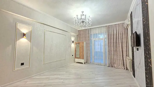 Satılır 3 otaqlı mənzil 76 m²