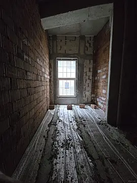 Satılır 4 otaqlı mənzil 152 m²