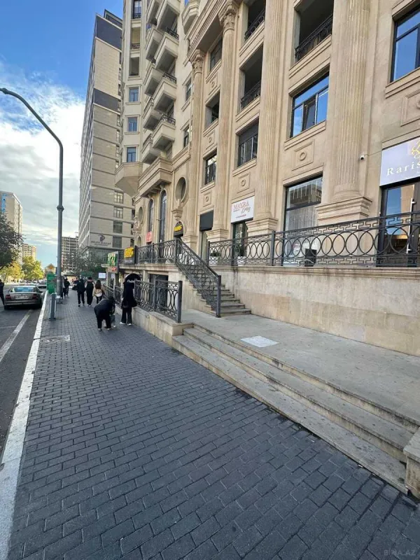 Kirayə verilir obyekt 85 m²