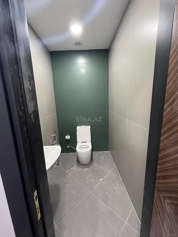 Kirayə verilir 2 otaqlı ofis 146 m²