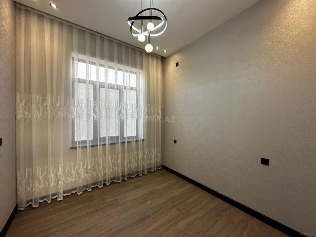Satılır 4 otaqlı həyət evi 150 m²
