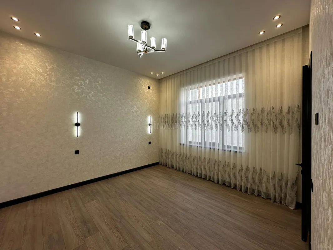 Satılır 4 otaqlı həyət evi 150 m²