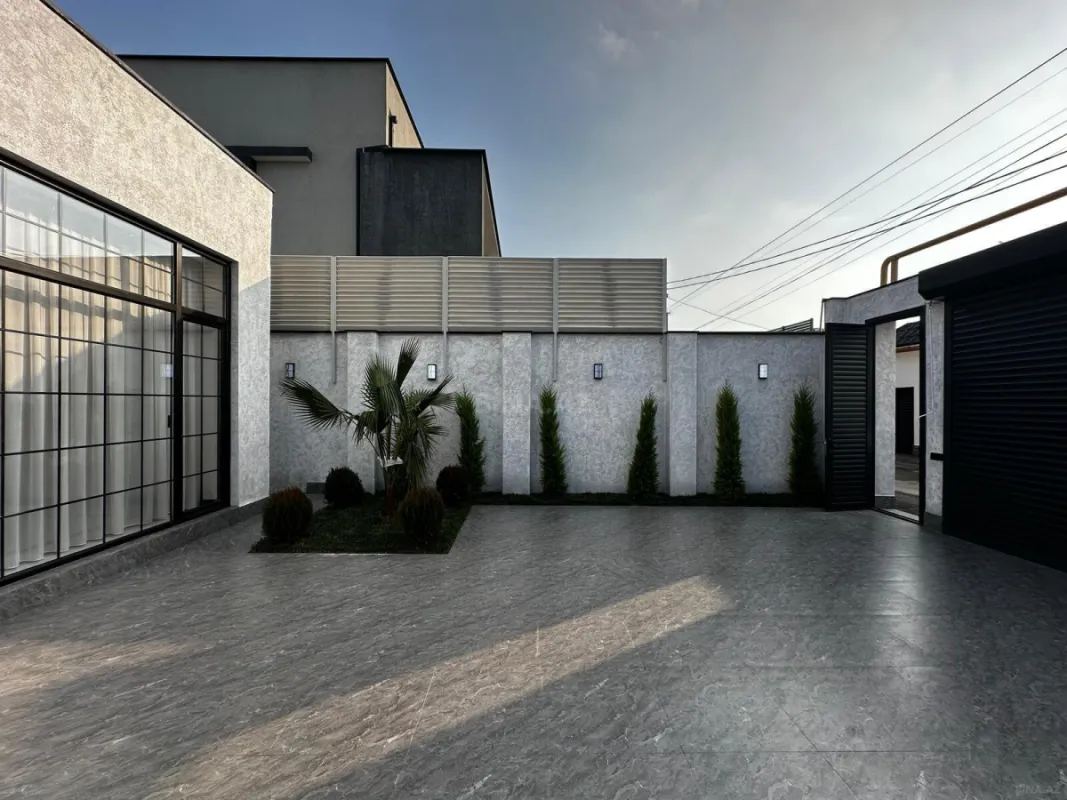 Satılır 4 otaqlı həyət evi 150 m²