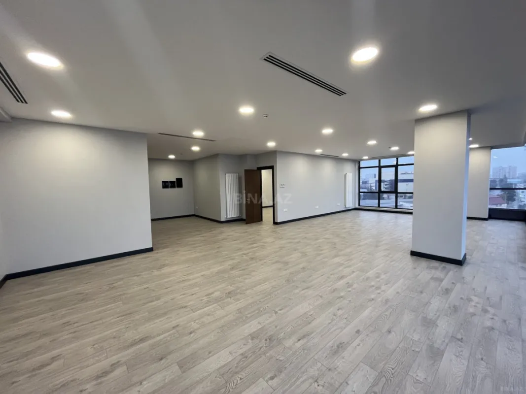 Kirayə verilir 3 otaqlı ofis 150 m²
