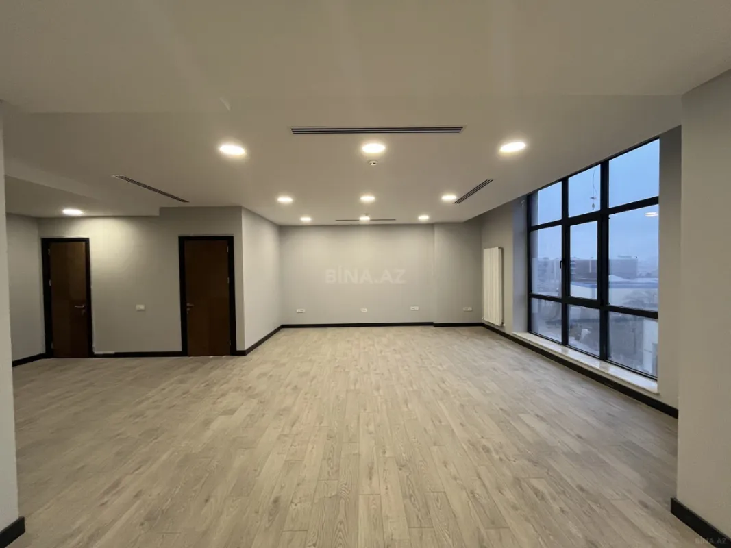 Kirayə verilir 3 otaqlı ofis 150 m²
